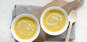 Kohlrabi-Karotten-Mandel-Suppe