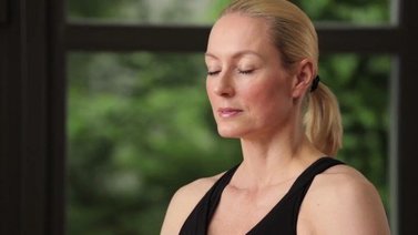 Yoga Video Spirit Yoga Vinyasa Flow: normale und seitliche Krähe