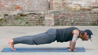 Yoga Video Tutorial: 3 Asanas für Armbalancen (zur Stärkung der Handgelenke)