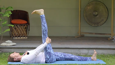 Yoga Video Tutorial: 3 Asanas für den Rücken