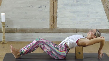 Yoga Video Tutorial: 3 Asanas für innere Schönheit