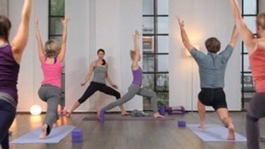 Yoga Video Anusara Yoga Detox - mit Liebe loslassen