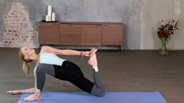 Yoga Video Morgen-Yoga mit Fokus auf sanften Rückbeugen